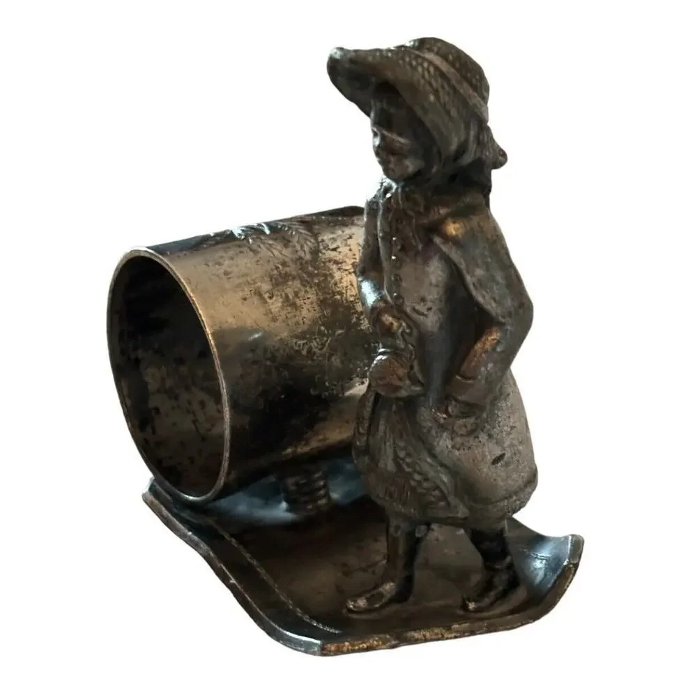 ANTIQUE AURORA S.P. MFG & CO. SILVERPLATE NAPKIN RING HOLDER 45 Victorian Girl